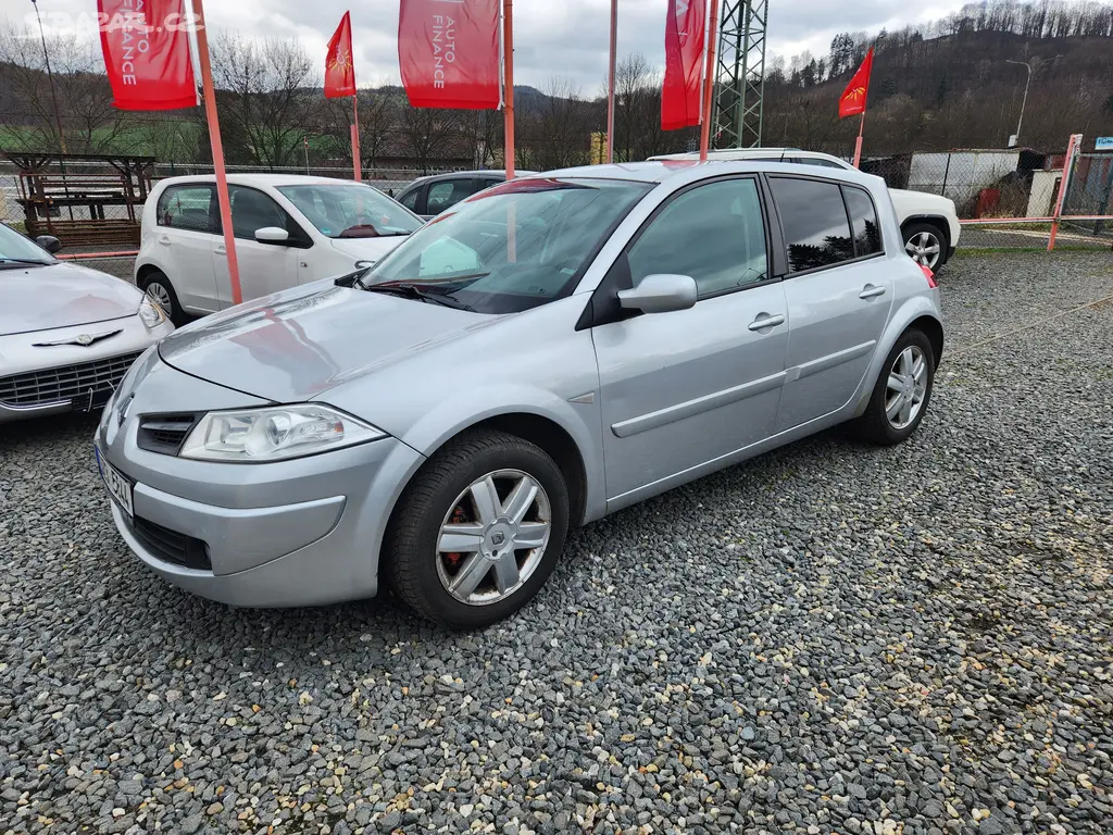 Renault Megane 1.6i 82 kW